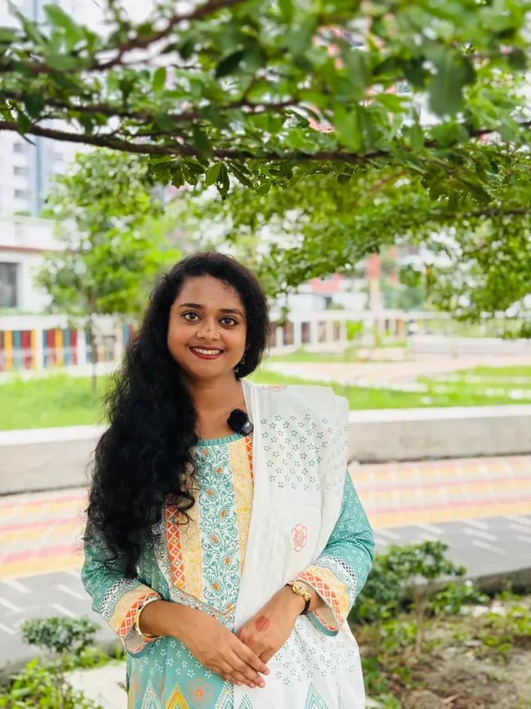 আড়ং ইন্সপায়ারড কটন এমব্রয়ডারি ফুল স্টিচড থ্রি-পিস