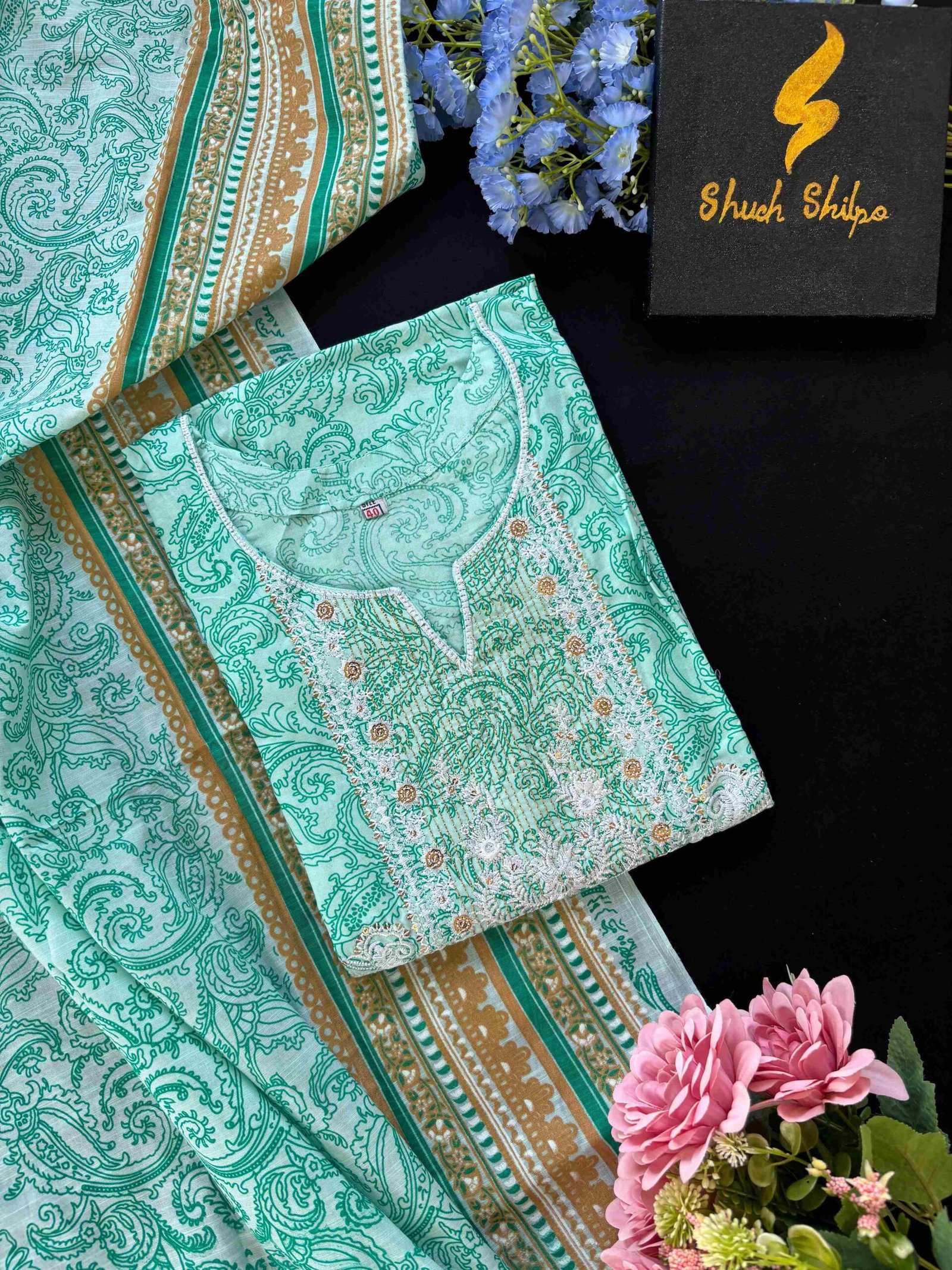 স্নিগ্ধ সুন্দর ফুল স্টিচড থ্রি পিস